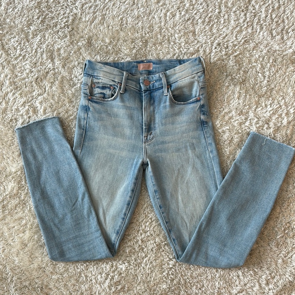 MOTHER High Waisted Looker Ankle Fray Denim